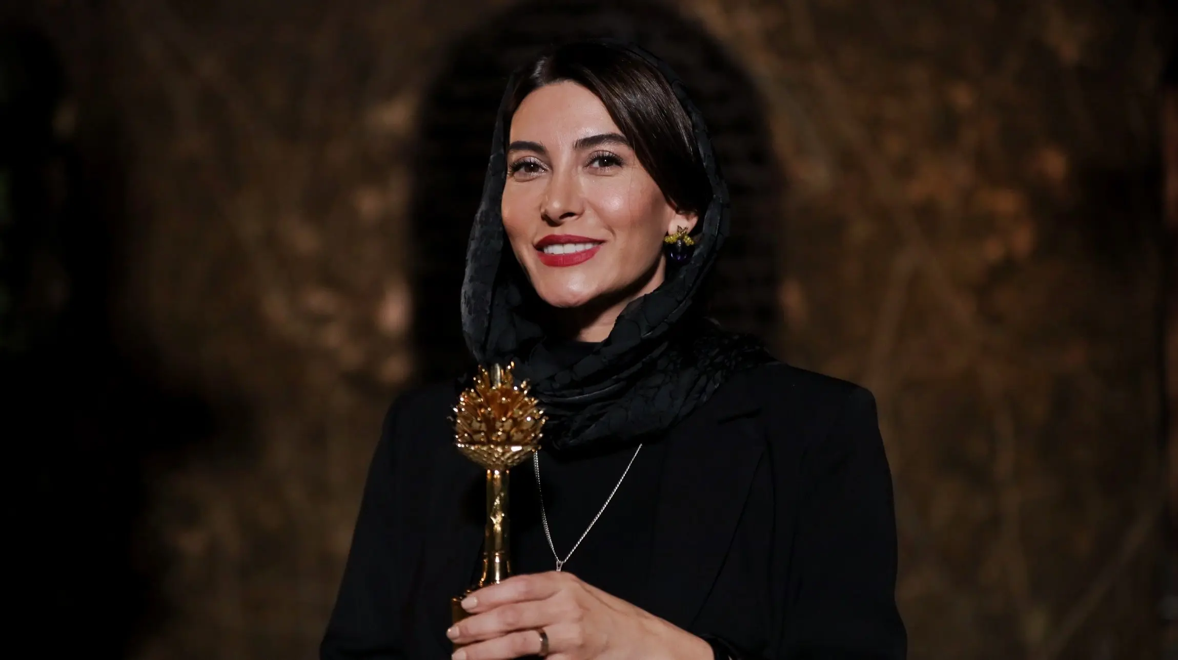 فریبا نادری