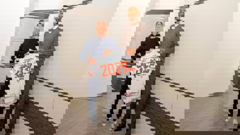 zoiexv4e9