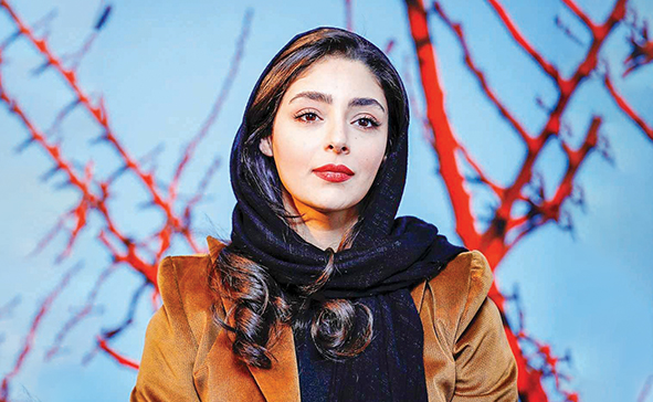 هستی مهدوی