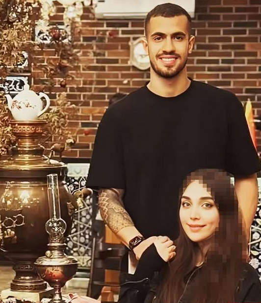 بیوگرافی امیررضا رفیعی دروازه بان پرسپولیس و همسرش