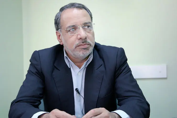 جواد آرین منش، فعال سیاسی
