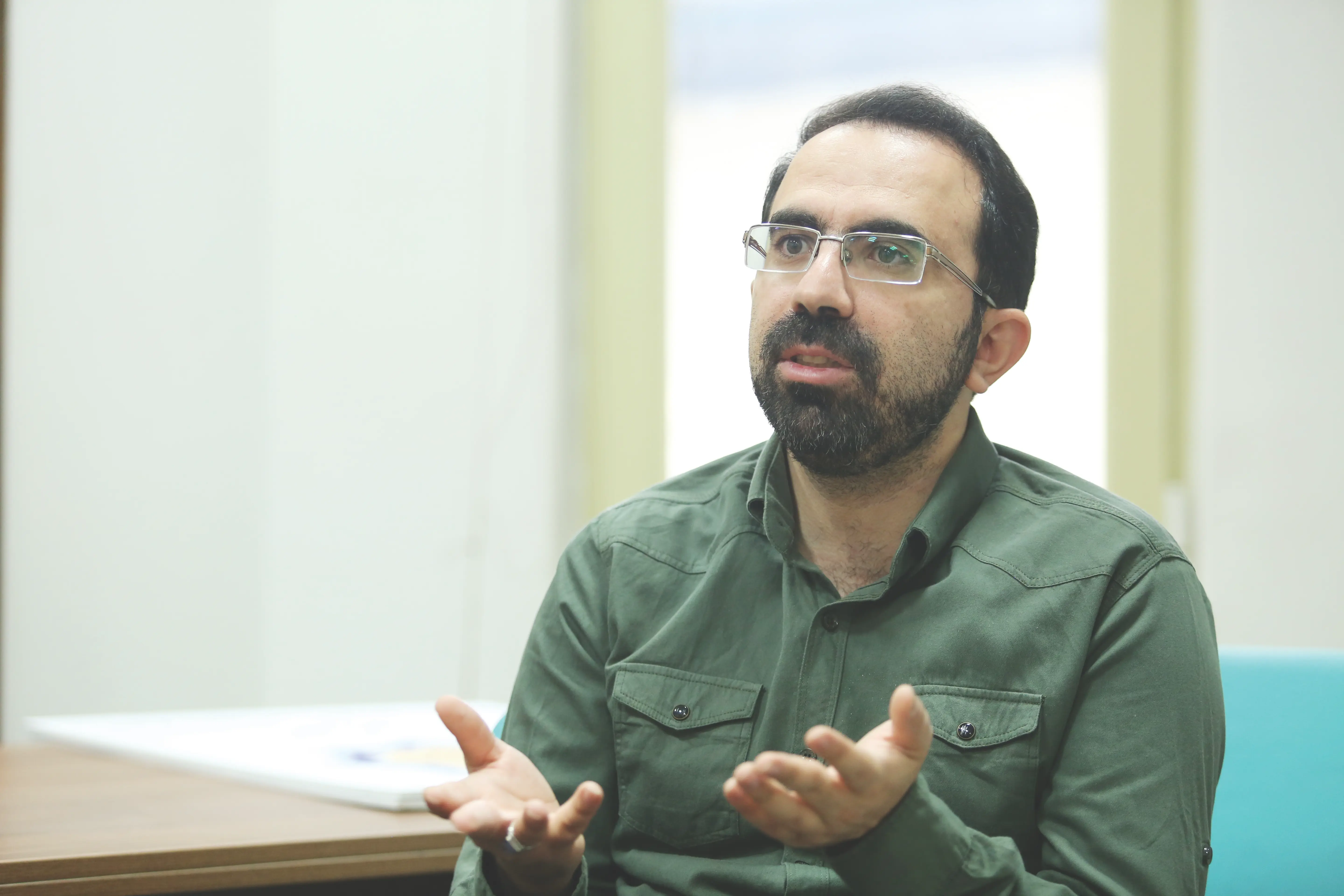 حسین شهرستانی، جامعهشناس