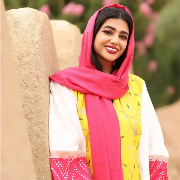 بیوگرافی سرنا امینی بلاگر پولدار اینستا + عکس های خصوصی