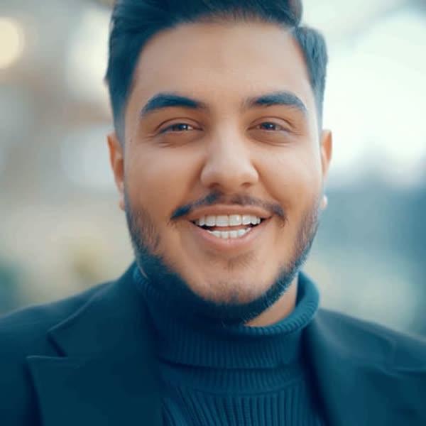biography-aaronafshar-3207