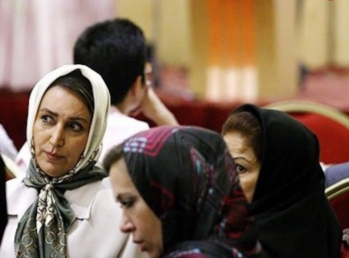 سفر زمان | چهره «کاریماما، دایۀ زلیخا» در مراسم تقدیر از سریال «یوسف پیامبر»