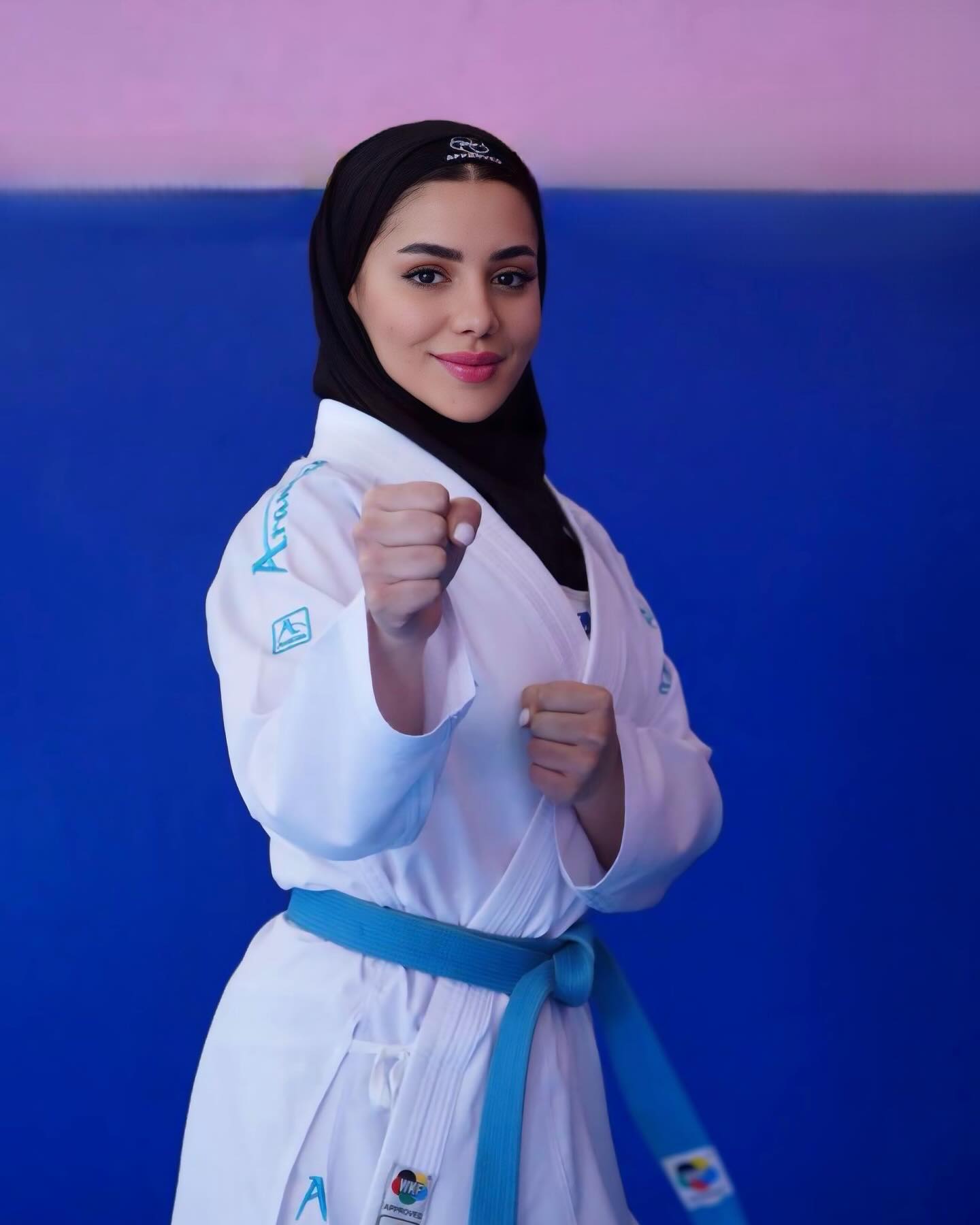 نگین آلتونی