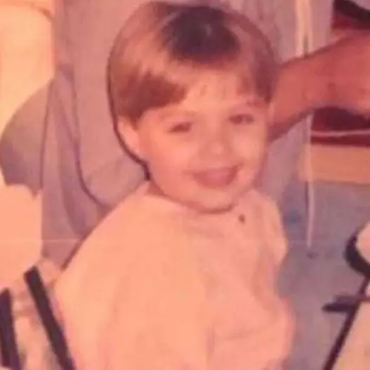 گلوریا هاردی