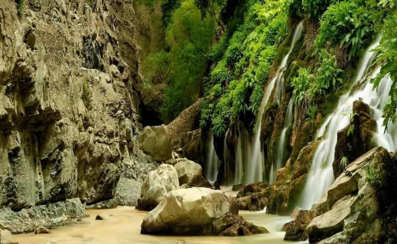 روستای آتشگاه
