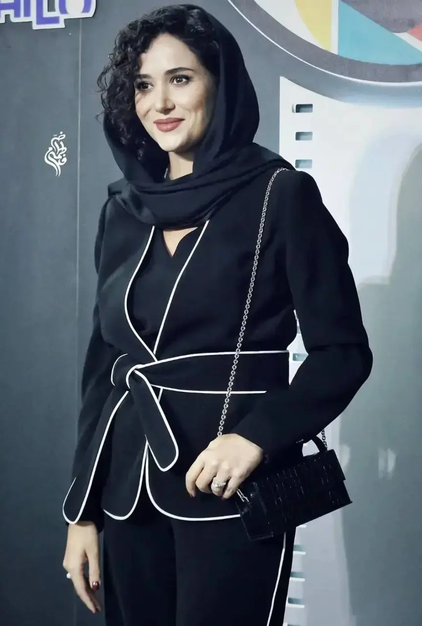 پریناز ایزدیار