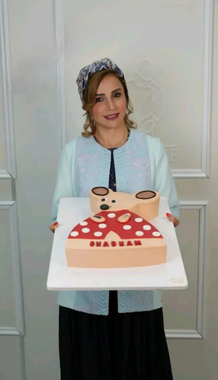 شبنم قلی‌خانی