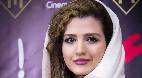 روژان آریامنش