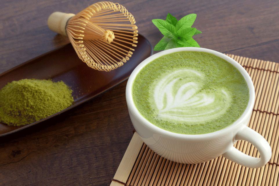 Peppermint-Matcha-Latte-962x641-1