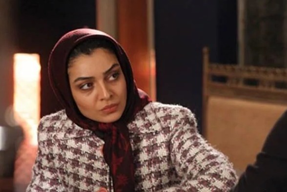 ساره بیات
