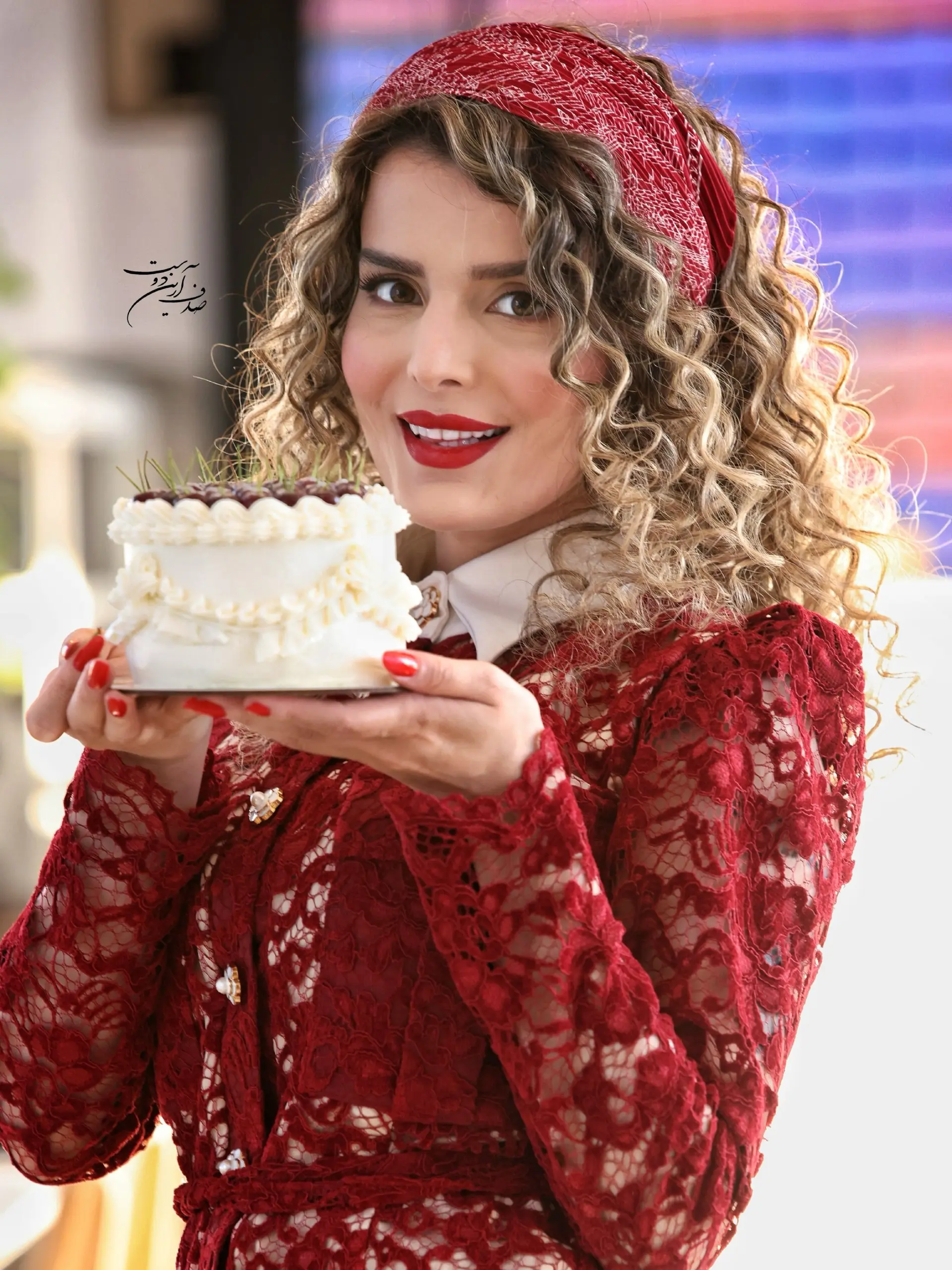 غزاله اکرمی