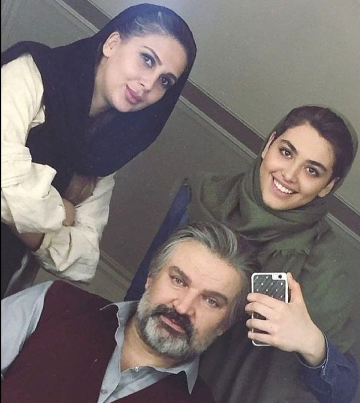 ریحانه پارسا (2)