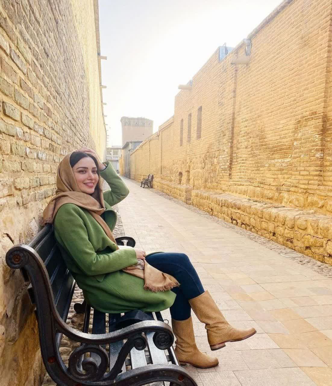بهنوش طباطبایی