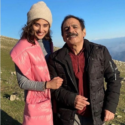 بازیگران فیلم آنتیک
