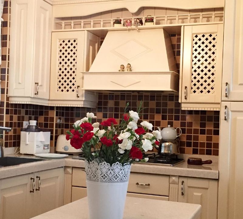 بهنوش+طباطبایی-1745480700