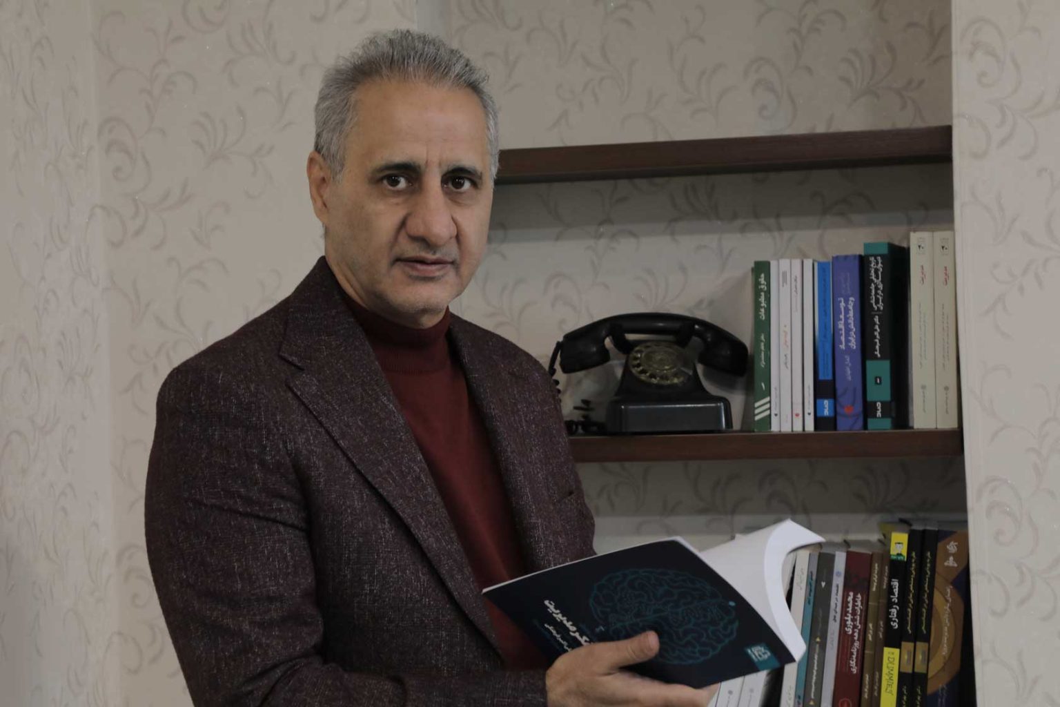 سید-حمید-حسینی-1536x1024-1