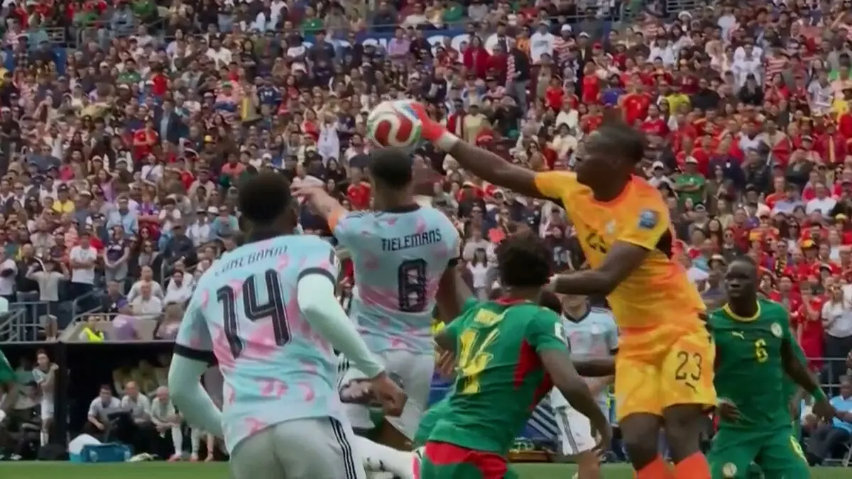 گل دوم بلژیک به سنگال توسط یوری تیلمانس
