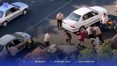 سیلی بازیکن اخراجی به داور زن و واکنش خشمگین خانم داور!