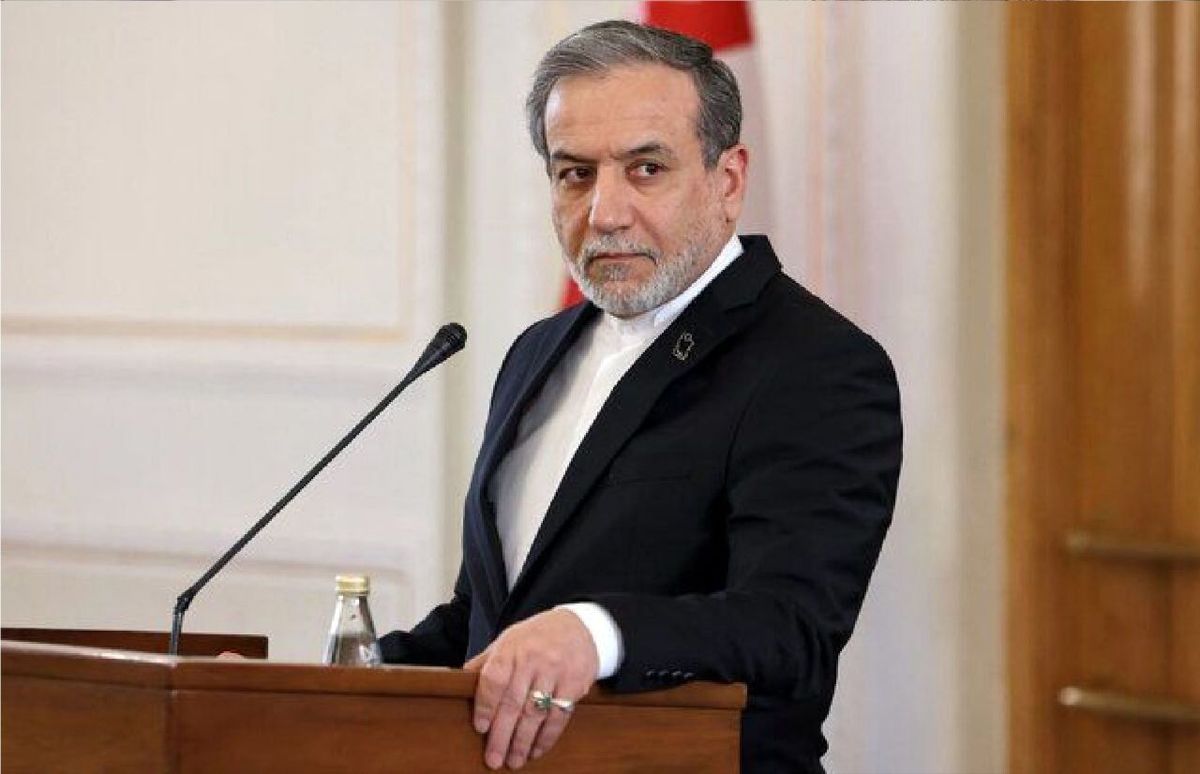 عراقچی: اهداف نیروهای مسلح ما مراکز نظامی و اقتصادی است