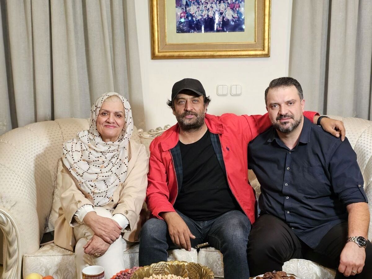 مصطفی زمانی2