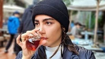 ترنم کرمانیان بازیگر دلدادگان در 23 سالگی؛ خانم کوچولو چشم رنگی چقدر زیبا شده
