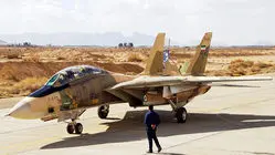 پرواز جنگنده بر فراز تهران و یک نوشته مشکوک: صبر ما هم حدی دارد ... + عکس