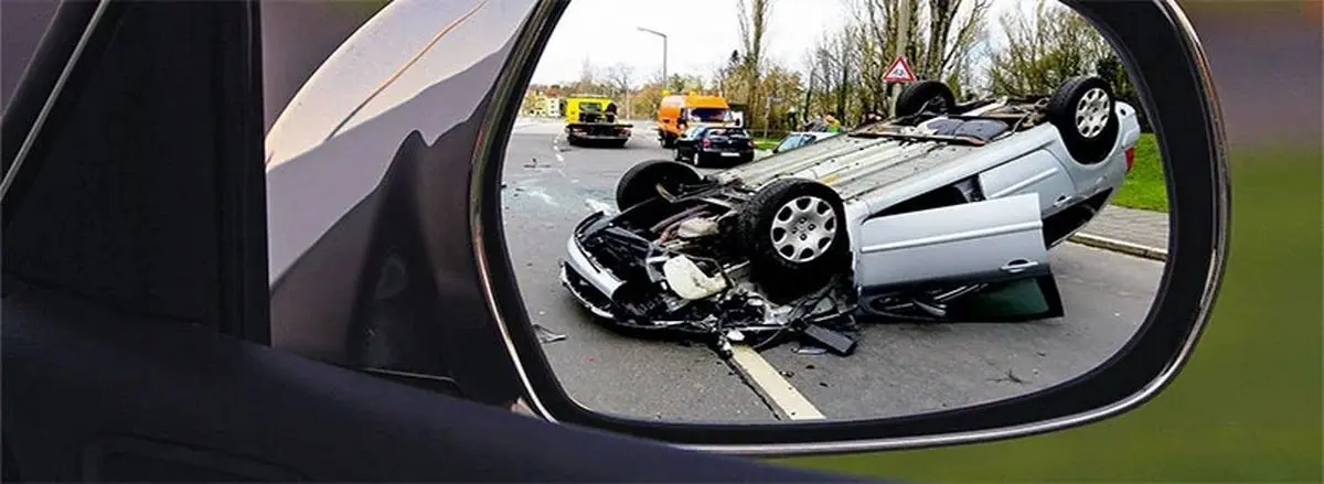 راننده خودرویی در اصفهان بعد از تصادف و خسارت زدن فرار کرد (ویدیو)