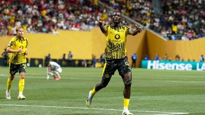 خلاصه بازی دورتموند 2 - مونتری 1