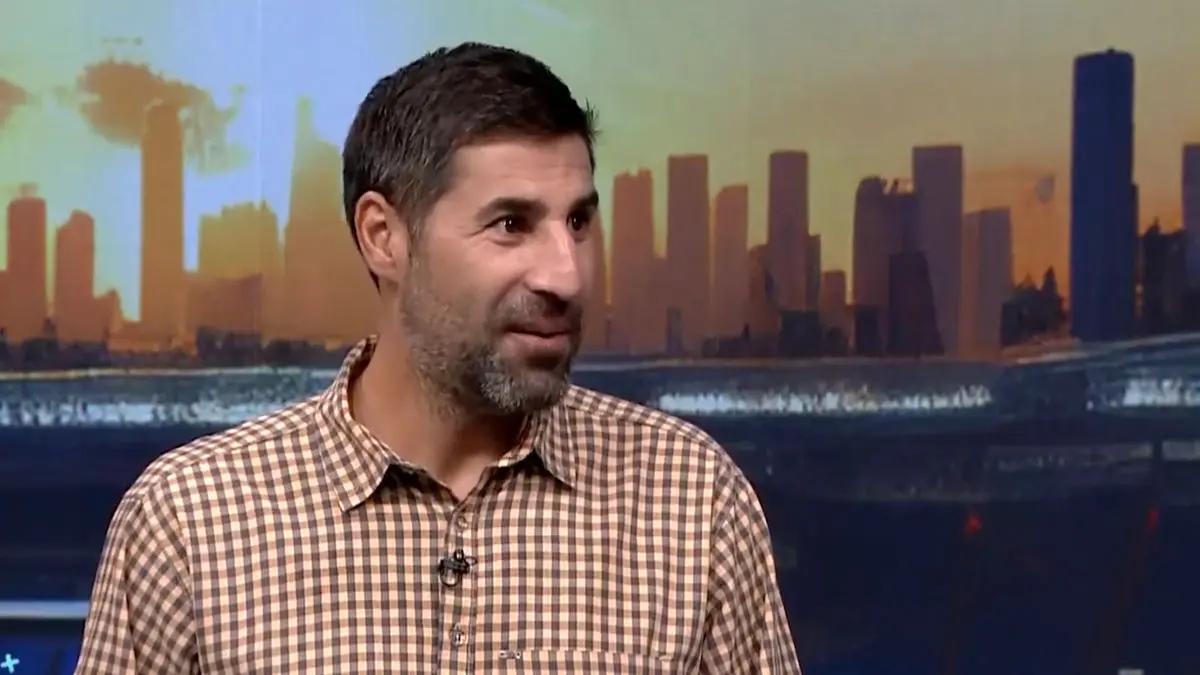 انتقاد هاشم بیک‌زاده از نحوه عجیب داوری در رده‌های پایه‌ فوتبال ایران