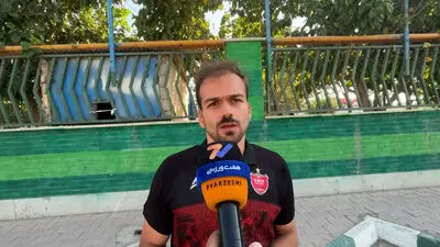 هوادار پرسپولیس: آقای خلیلی، آرامش تیم را برهم نزن!