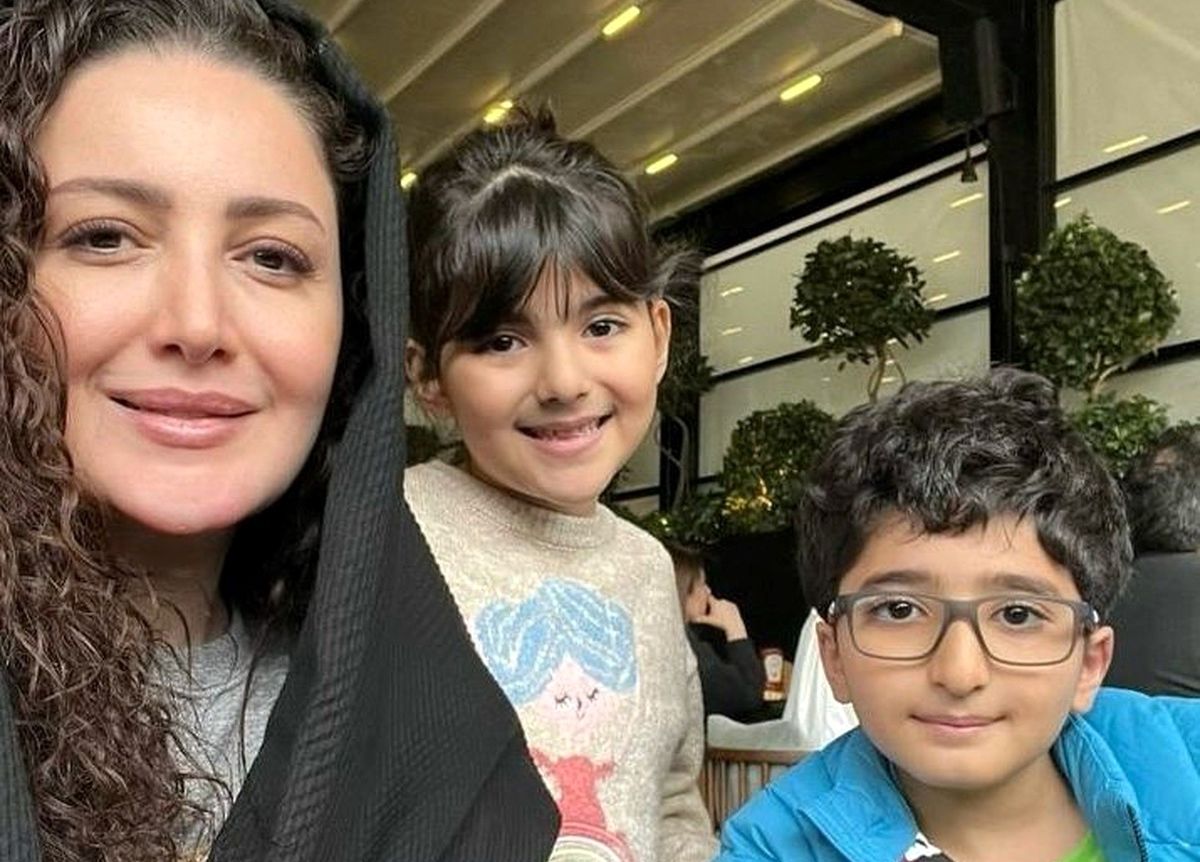 قاب عاشقانه شیلا خداداد در کنار همسر و دو فرزندش، سامیار و ساتین