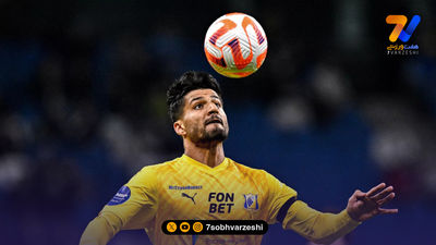 واکنش محمد محبی به لمس داور زن