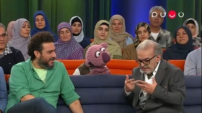 عکس فرزندان محسن تنابنده کنار ساحل
