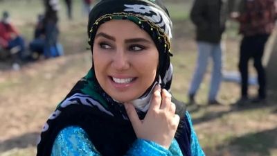 استایل تابستانی بازیگر آوای باران؛ نیلوفر پارسا دل‌ها را برد