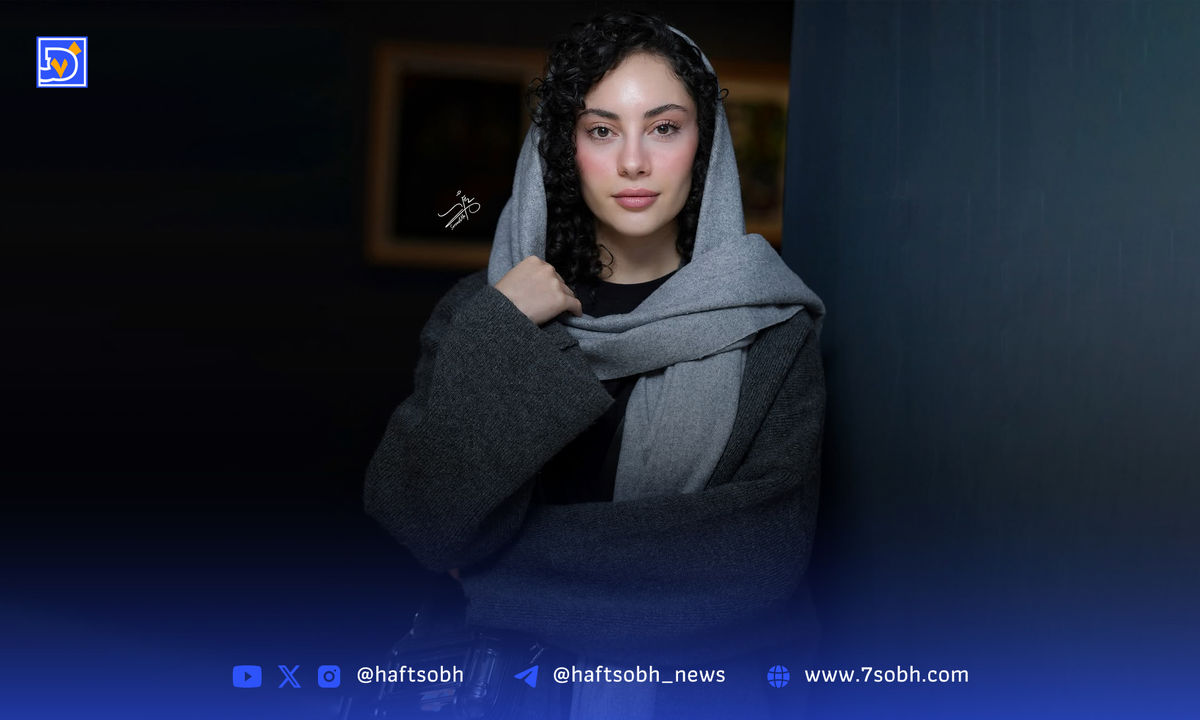 عکس پینترستی ترلان پروانه در جنگلی زیبا با شکوفههای گیلاس