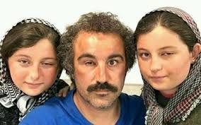 سارا و نیکا و تنابنده