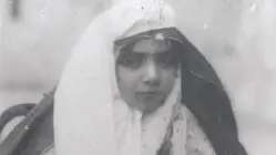 عکس| سفر زمان؛ عکس یادگاری «دختر نوجوان درباری» که به علت «وبا» از دنیا رفت