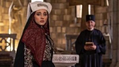 عکس جذاب از تغییر چهره و استایل ستایس دهقان؛ بازیگر نقش گلنسا در سریال جیران