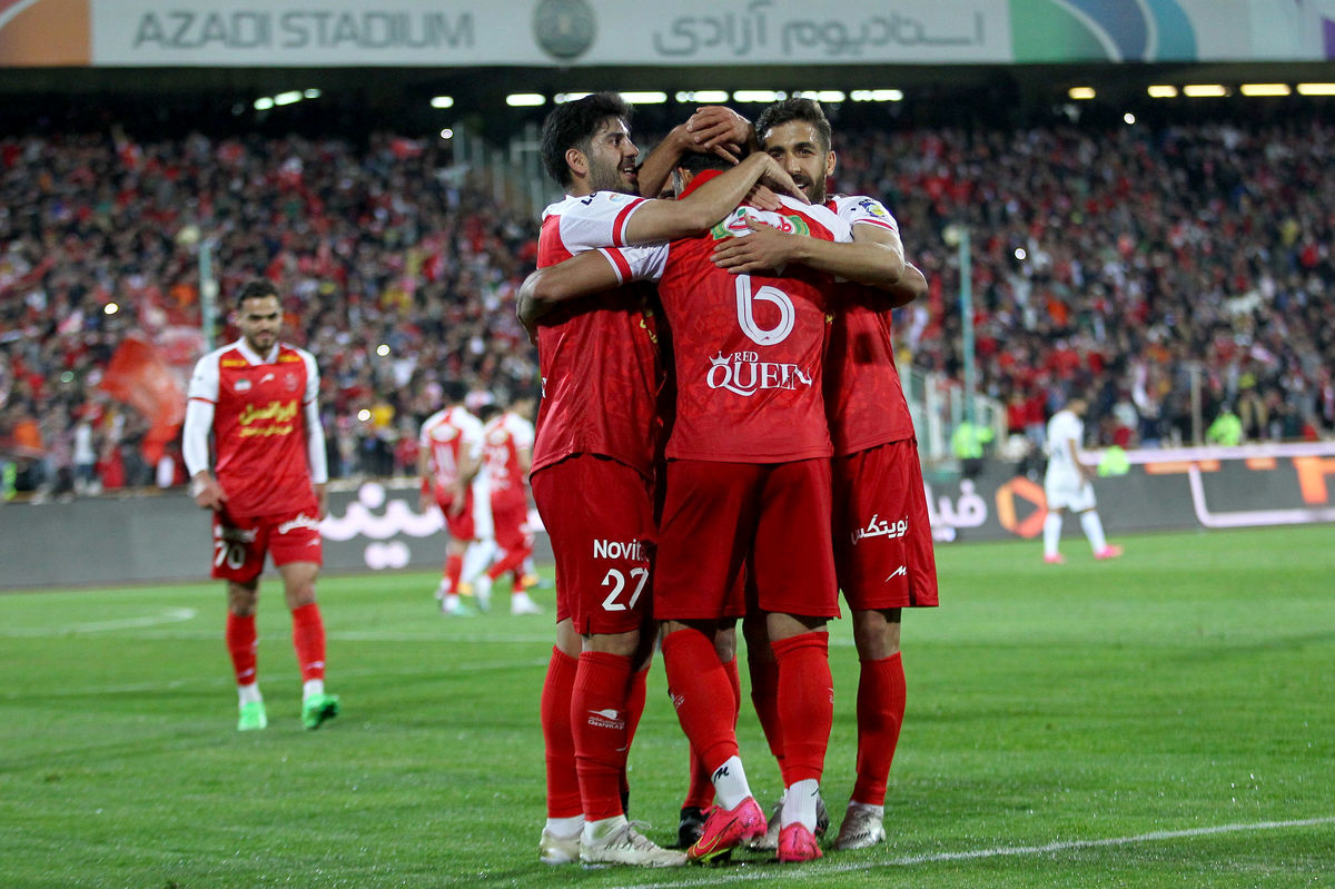 بانک ملت، مالک جدید پرسپولیس