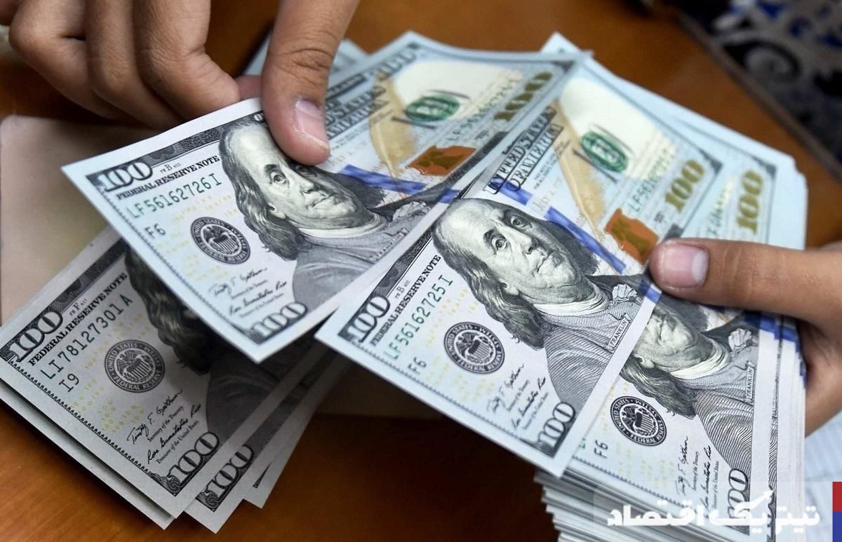 قیمت لحظه‌ای دلار یکشنبه 31 فروردین 1404؛ ورود به کانال 81 هزار؟!