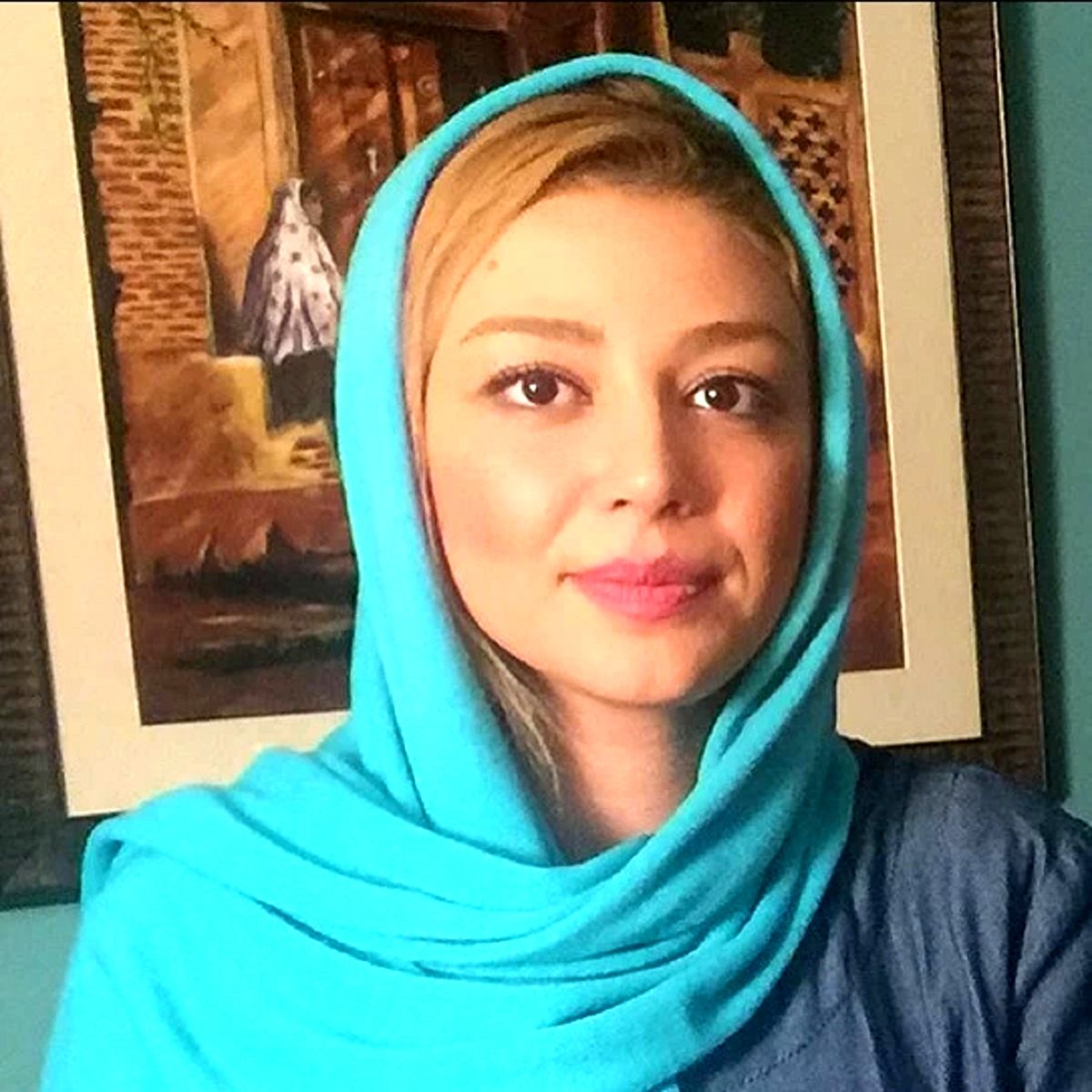 مونا-غمخوار1