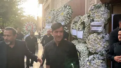 واکنش مملی پرسپولیس به مقایسه با کریم باقری!