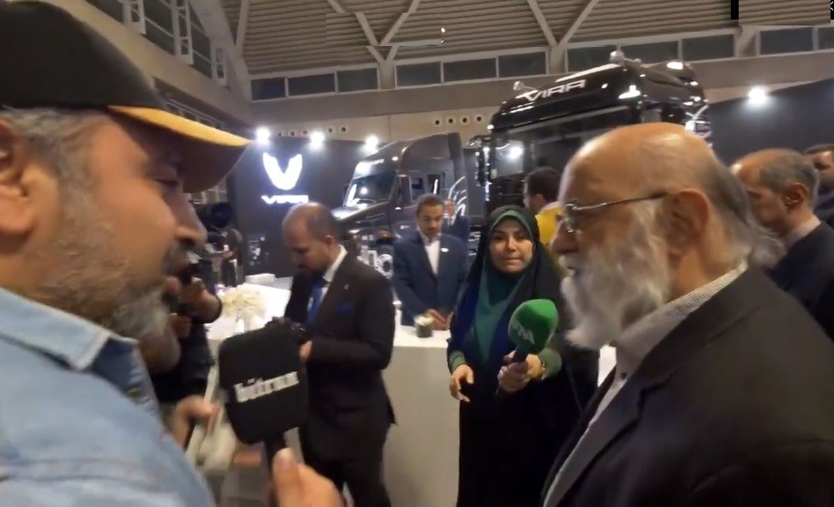 ویدئو | پاسخهای عجیب چمران و واکنش تند محافظ او در یک نمایشگاه