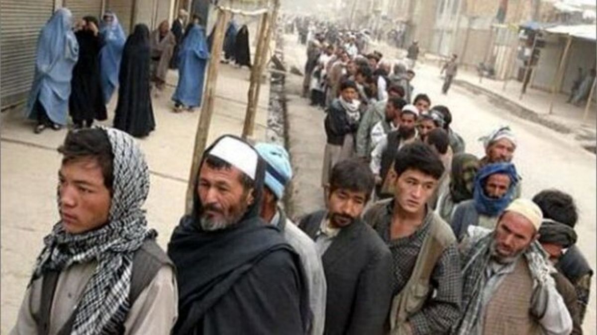 149 زندانی افغانستانی به کشورشان منتقل شدند