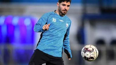 فقط کاظمیان پیشنهاد داشت و به پرسپولیس رفت