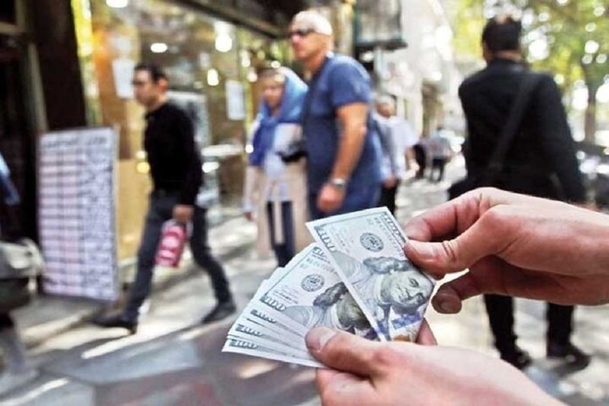پیش بینی نرخ دلار در روزهای آینده؛ بازار ارز قابل کنترل است؟