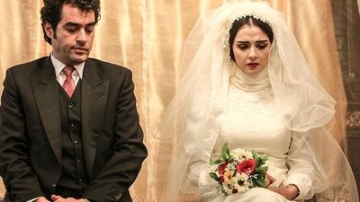 این خانم پزشک زیبا و باکلاس خواهر پریناز ایزدیار است + عکس فوق جذاب